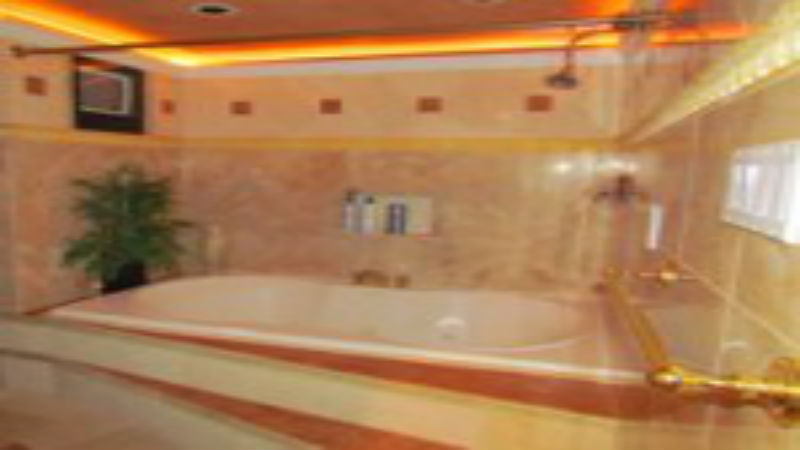 Restore Your Bathroom’s Beauty with Expert Bathtub Refinishing Waukesha Professionals