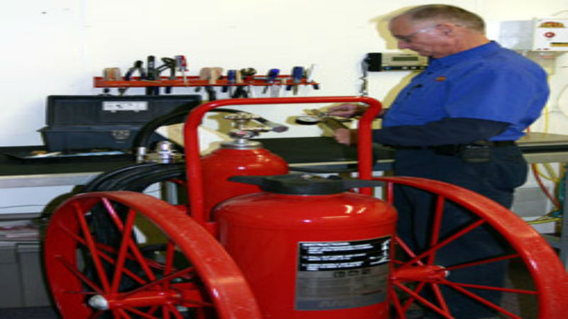 Need a New Fire Extinguisher Cabinet? Make Sure It Has These 3 Features