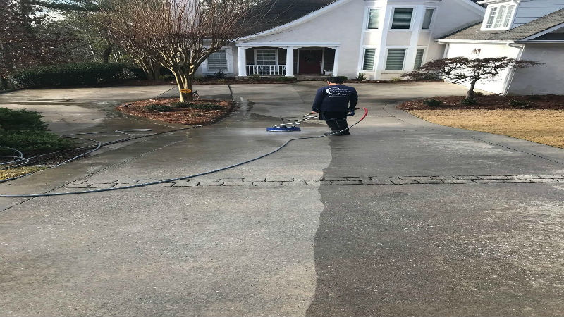 Why It is Ideal to Hire a Pressure Washing Company for Your Home or Business in Peachtree City