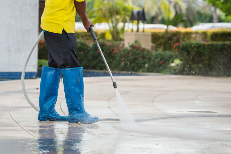 2 Reasons to Use an Ultra-High Pressure Washer in South Carolina