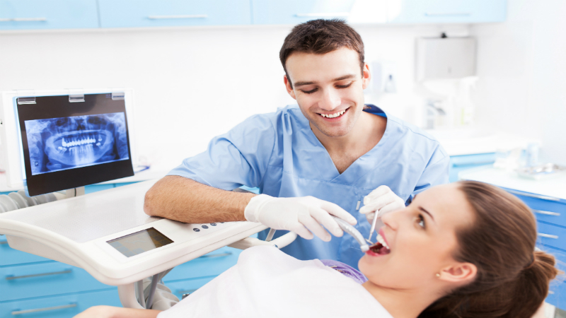 Things to Know When Considering Dental Implants in Lincoln Square